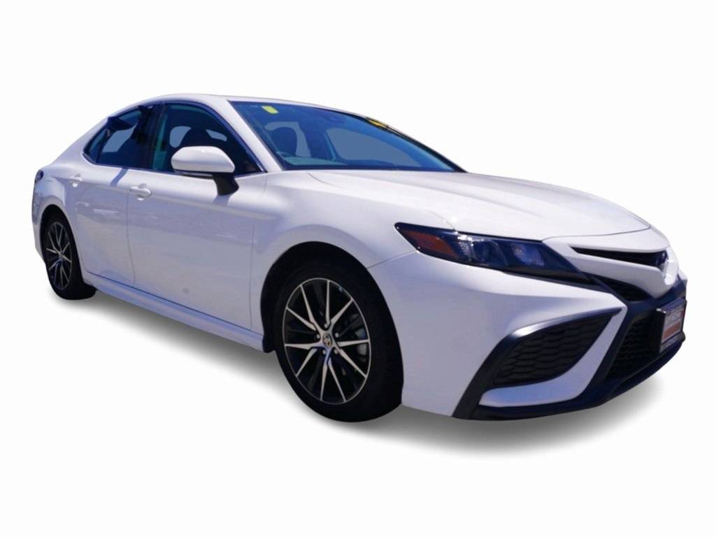 2023 Toyota Camry Hybrid SE — Sedan — 16,665 mi — North Hollywood, CA