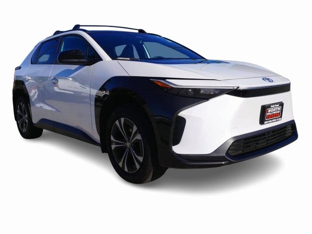 2025 Toyota bZ4X XLE — SUV — 7,187 mi — North Hollywood, CA
