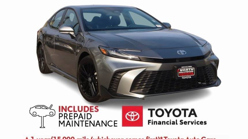 2025 Toyota Camry SE — Sedan — 12,324 mi — North Hollywood, CA