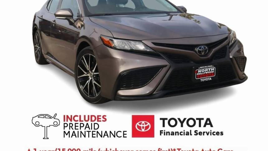 2022 Toyota Camry SE — Sedan — 56,711 mi — North Hollywood, CA