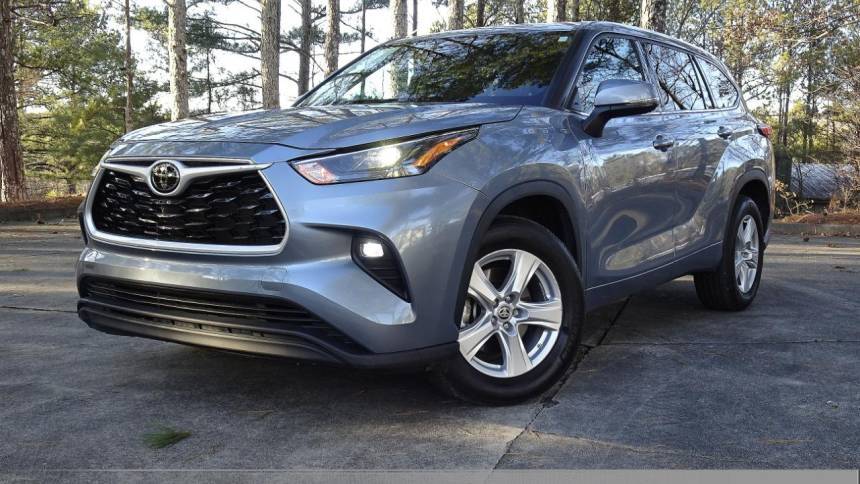 2022 Toyota Highlander LE — SUV — 33,870 mi — Alpharetta, GA