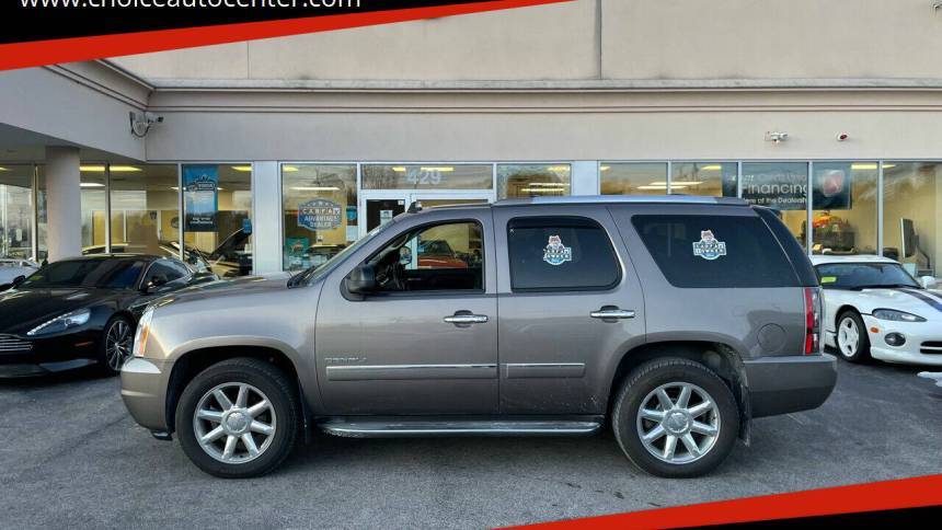 2011 GMC Yukon Denali — SUV — 124,983 mi — Shrewsbury, MA
