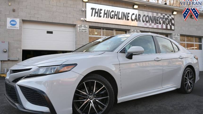 2023 Toyota Camry SE — Sedan — 60,955 mi — Waterbury, CT
