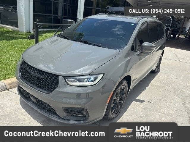 2021 Chrysler Pacifica Touring L — Minivan — 66,296 mi — Coconut Creek, FL