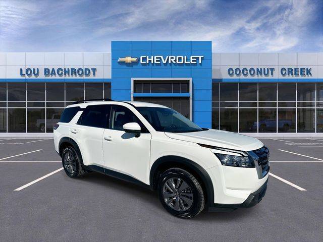 2025 Nissan Pathfinder SV