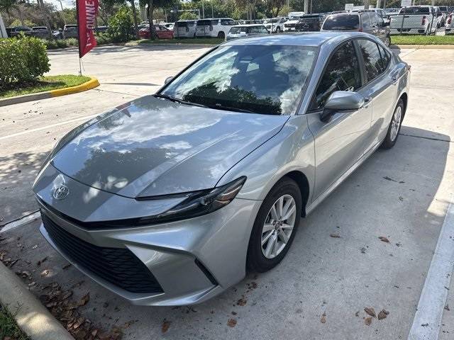 2025 Toyota Camry Hybrid LE — Sedan — 8,536 mi — Coconut Creek, FL