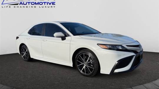 2023 Toyota Camry SE — Sedan — 9,469 mi — Alexandria, VA