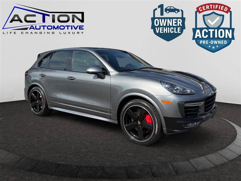2016 Porsche Cayenne GTS