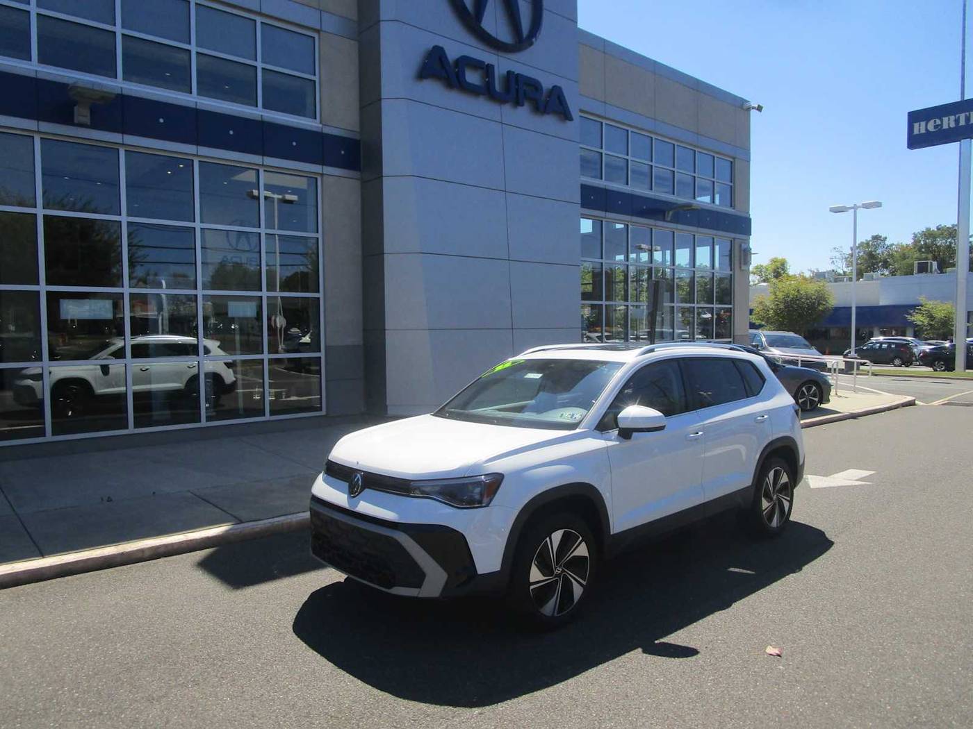 2025 Volkswagen Taos SE — SUV — 5,047 mi — New Castle, DE