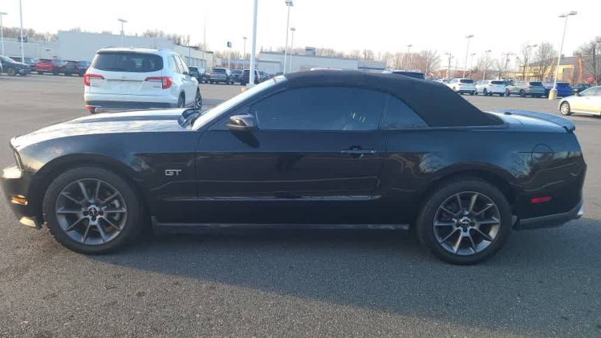 2010 Ford Mustang GT Premium — Convertible — 114,817 mi — New Castle, DE