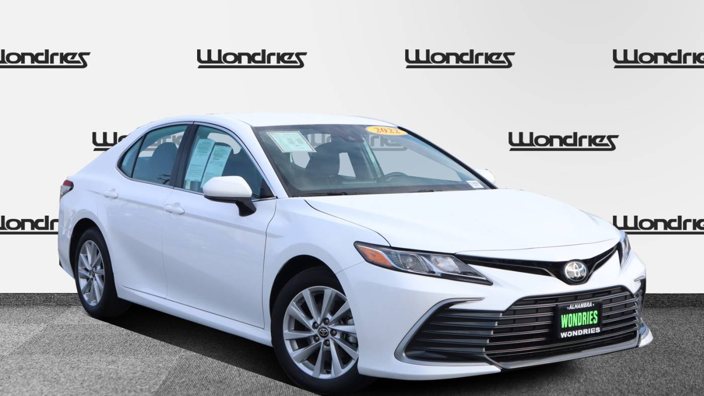 2022 Toyota Camry LE — Sedan — 15,749 mi — Alhambra, CA