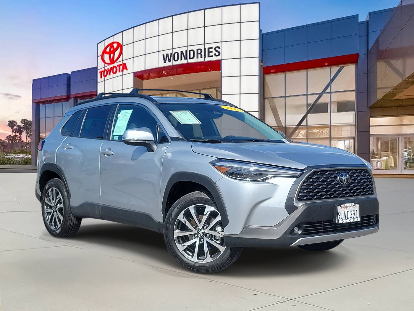 2023 Toyota Corolla Cross XLE — SUV — 9,939 mi — Alhambra, CA