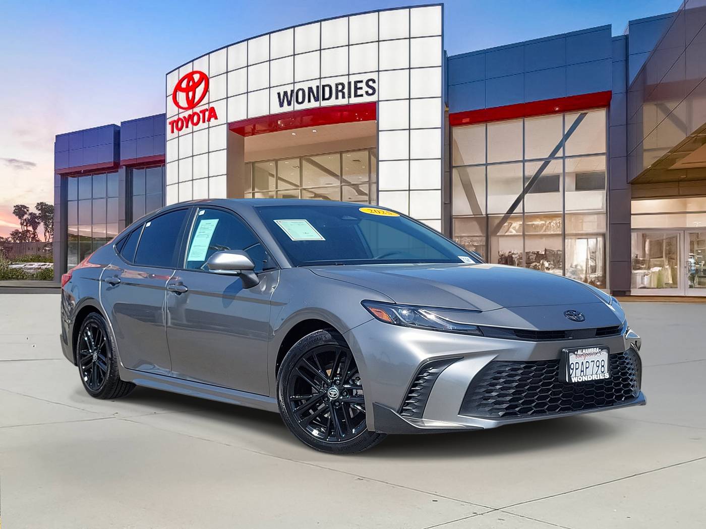 2025 Toyota Camry SE — Sedan — 6,281 mi — Alhambra, CA