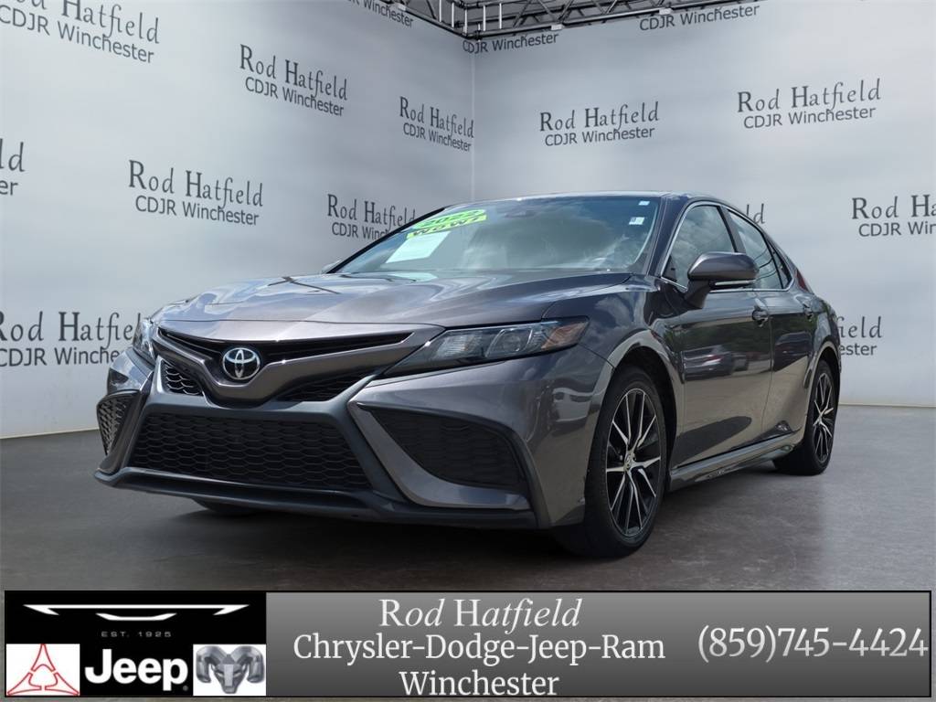 2022 Toyota Camry SE — Sedan — 72,474 mi — Winchester, KY