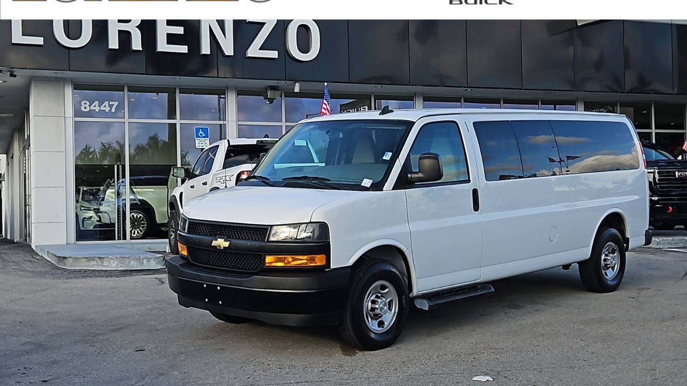 2022 Chevrolet Express Passenger LS — Passenger Van — 46,489 mi — Doral, FL