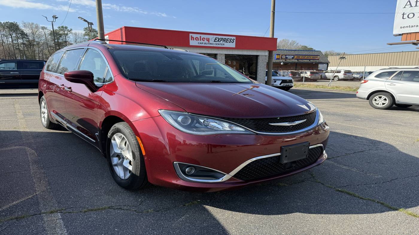 2017 Chrysler Pacifica Touring L Plus — Minivan — 104,056 mi — Richmond, VA