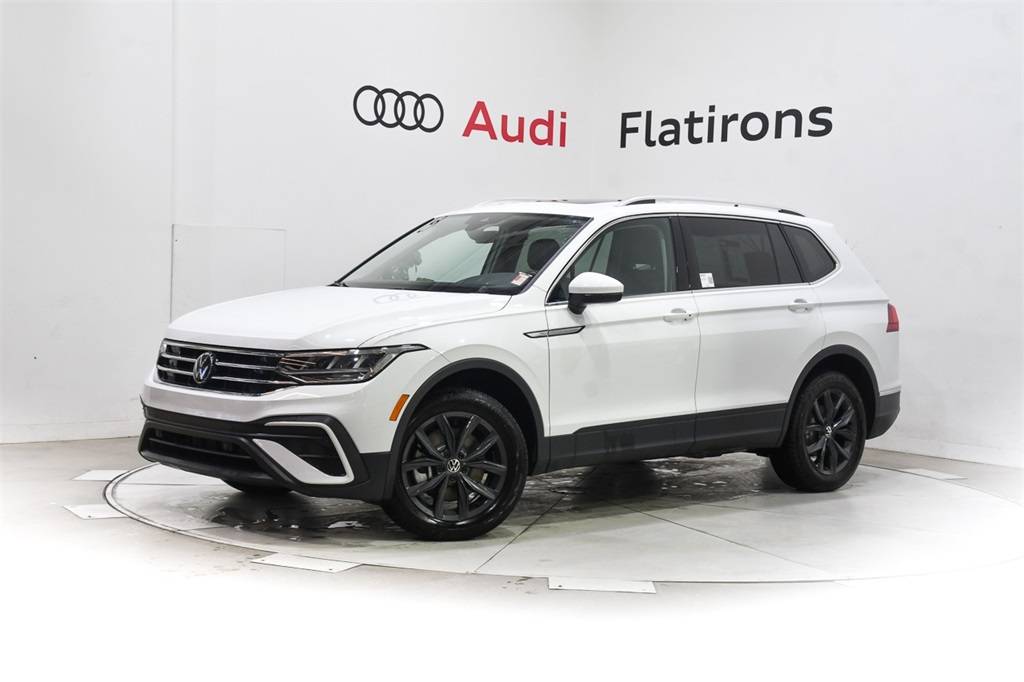 2024 Volkswagen Tiguan SE — SUV — 4,121 mi — Broomfield, CO
