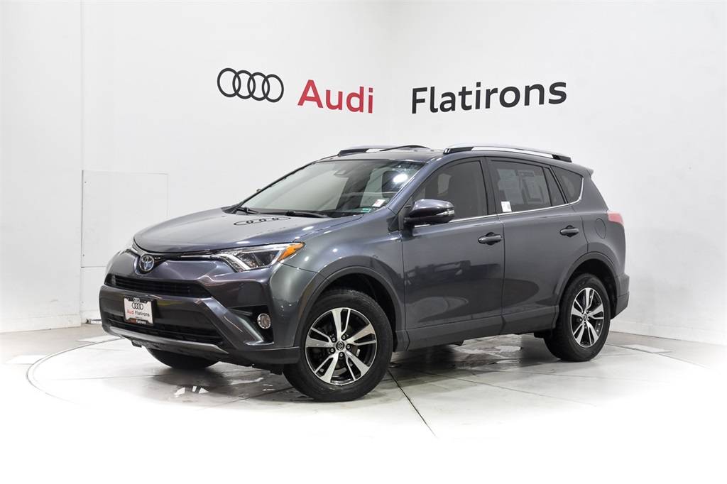 2017 Toyota RAV4 XLE — SUV — 102,453 mi — Broomfield, CO