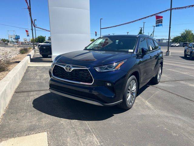 2026 Toyota Highlander Platinum