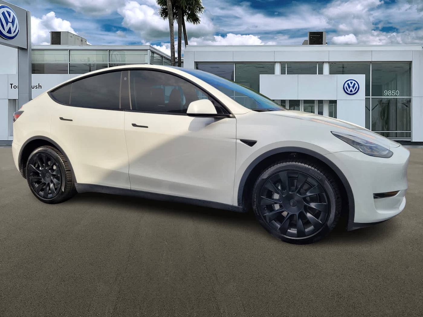 2023 Tesla Model Y Long Range — SUV — 47,742 mi — Jacksonville, FL