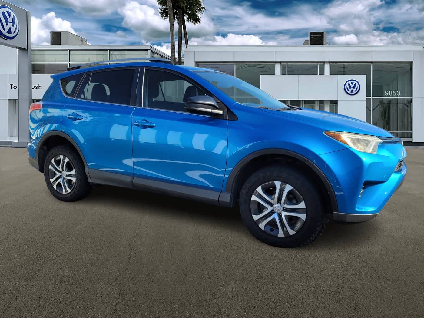 2018 Toyota RAV4 LE — SUV — 112,339 mi — Jacksonville, FL