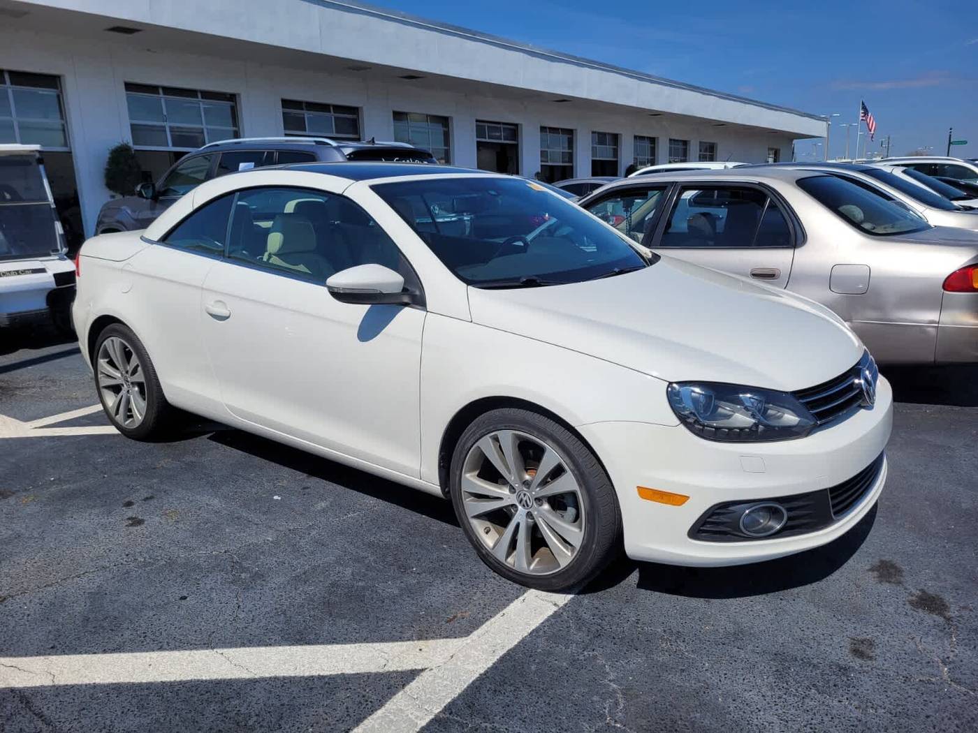 2013 Volkswagen Eos Lux — Convertible — 70,920 mi — Jacksonville, FL