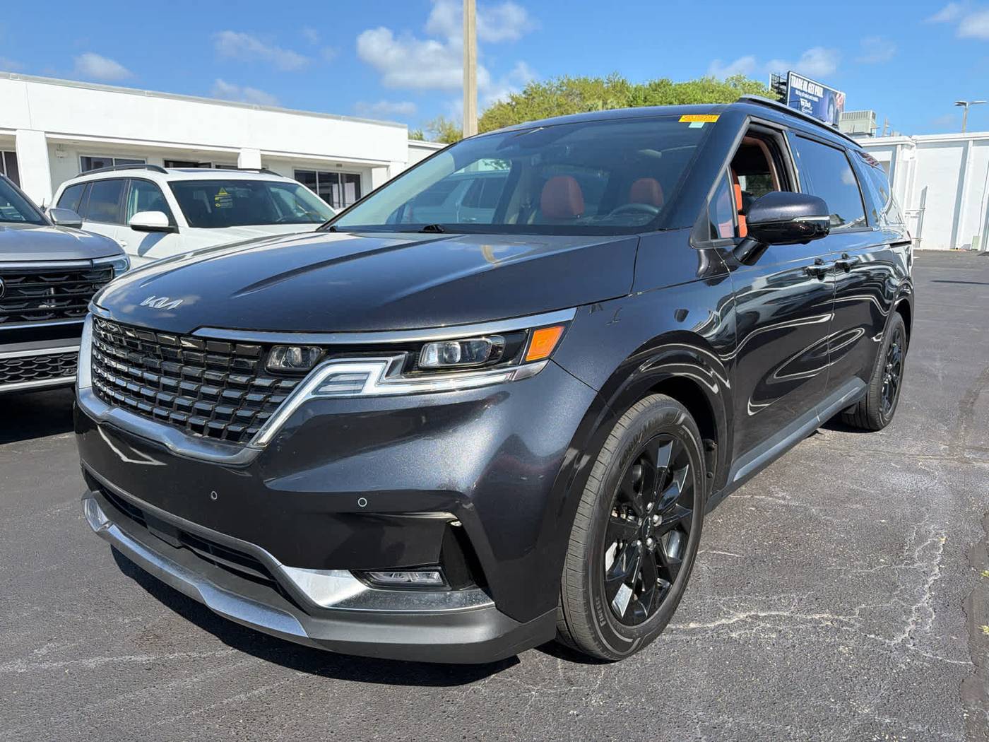 2024 Kia Carnival SX Prestige — Minivan — 21,931 mi — Jacksonville, FL