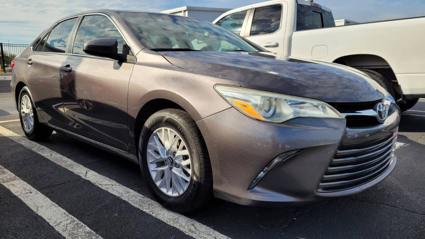 2017 Toyota Camry LE — Sedan — 132,572 mi — Jacksonville, FL