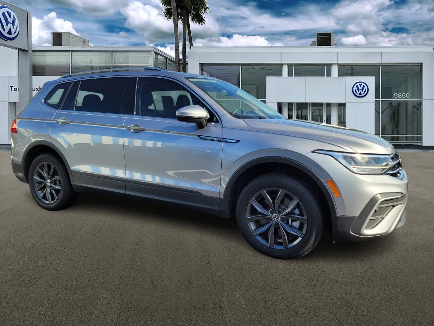 2023 Volkswagen Tiguan SE — SUV — 32,933 mi — Jacksonville, FL