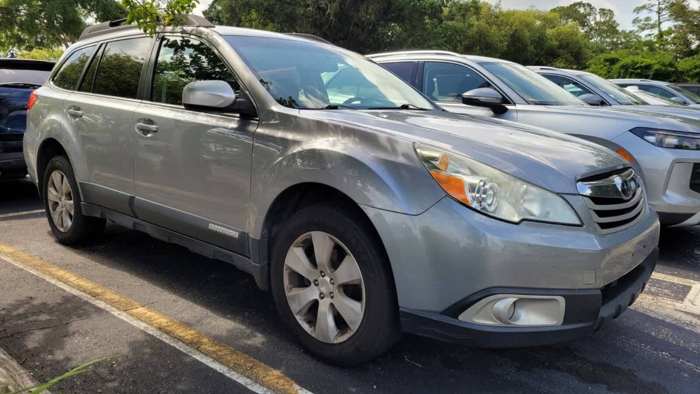 2010 Subaru Outback 2.5i Premium