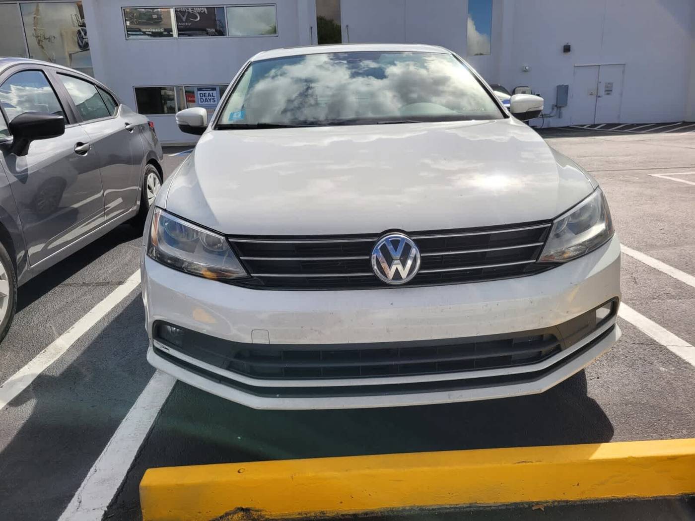 2016 Volkswagen Jetta 1.8T SEL — Sedan — 127,552 mi — Jacksonville, FL