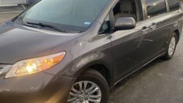 2017 Toyota Sienna XLE — Minivan — 79,809 mi — Houston, TX