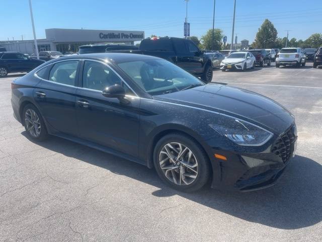 2021 Hyundai Sonata SEL — Sedan — 112,197 mi — Houston, TX