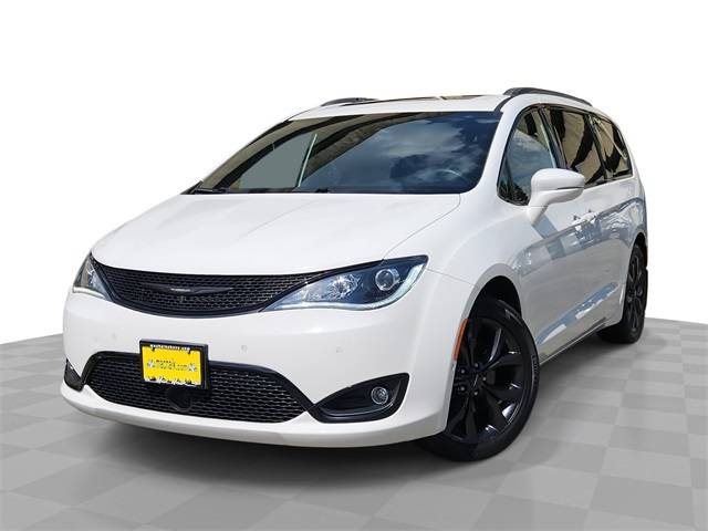2018 Chrysler Pacifica Limited — Minivan — 51,761 mi — Houston, TX