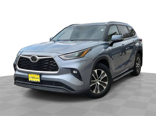 2021 Toyota Highlander XLE — SUV — 100,601 mi — Houston, TX