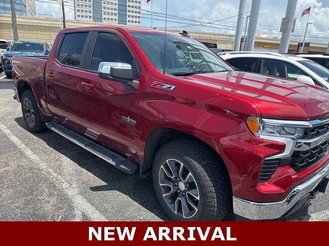 2024 Chevrolet Silverado 1500 LT — Pickup Truck — 17,230 mi — Houston, TX