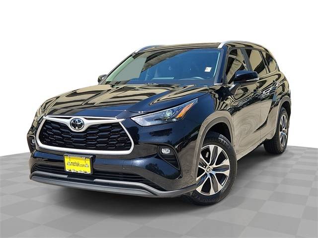 2023 Toyota Highlander XLE — SUV — 45,684 mi — Houston, TX