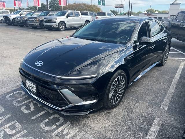 2024 Hyundai Sonata Hybrid Limited — Sedan — 16,012 mi — Houston, TX