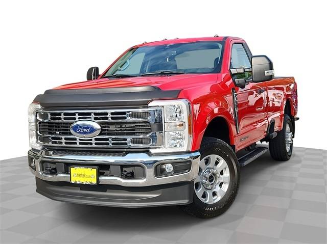 2023 Ford Super Duty F-350 XLT — Pickup Truck — 4,745 mi — Houston, TX