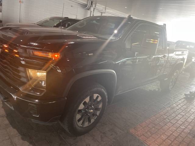 2024 Chevrolet Silverado 2500HD Custom — Pickup Truck — 41,331 mi — Houston, TX