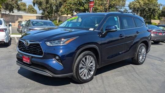 2022 Toyota Highlander Platinum — SUV — 50,601 mi — Garden Grove, CA