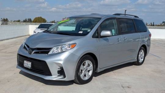 2020 Toyota Sienna LE — Minivan — 86,431 mi — Garden Grove, CA