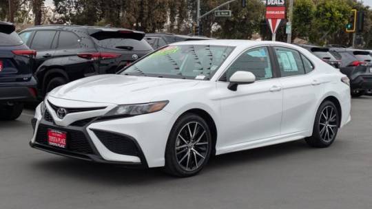2021 Toyota Camry SE — Sedan — 60,236 mi — Garden Grove, CA