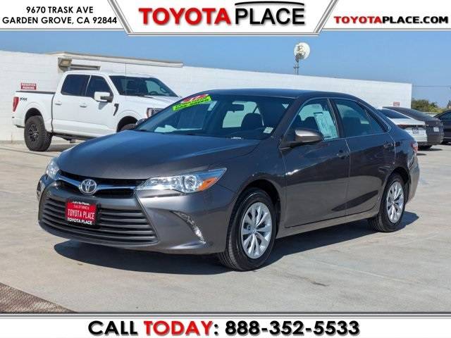 2017 Toyota Camry LE — Sedan — 35,151 mi — Garden Grove, CA
