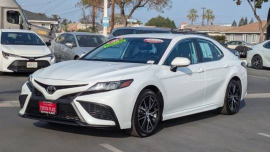 2022 Toyota Camry SE — Sedan — 63,619 mi — Garden Grove, CA