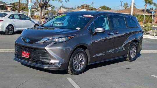 2023 Toyota Sienna XLE — Minivan — 29,138 mi — Garden Grove, CA