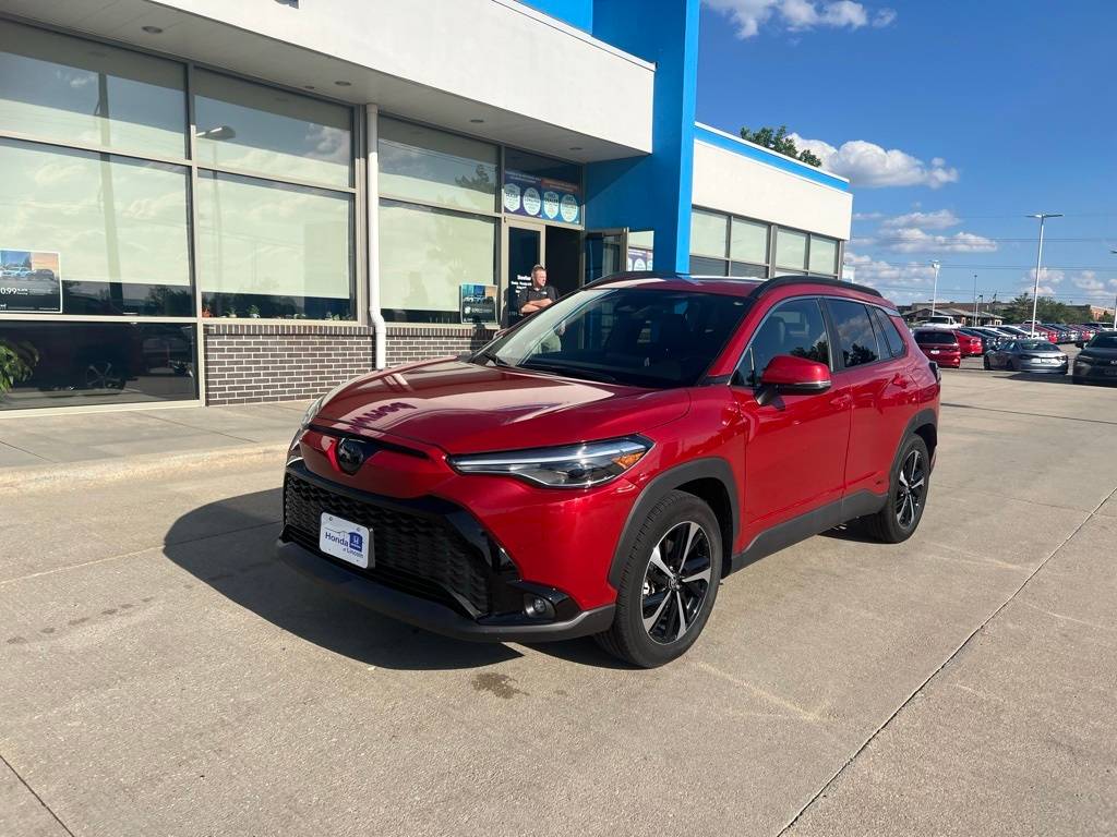 2023 Toyota Corolla Cross Hybrid XSE — SUV — 24,714 mi — Lincoln, NE