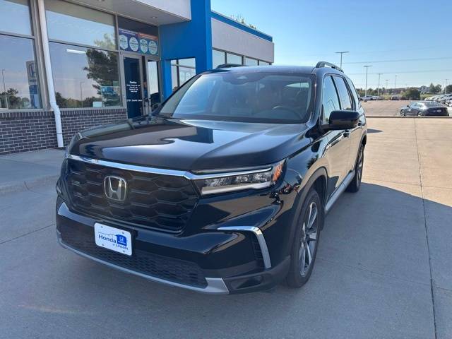 2023 Honda Pilot Touring — SUV — 50,945 mi — Lincoln, NE