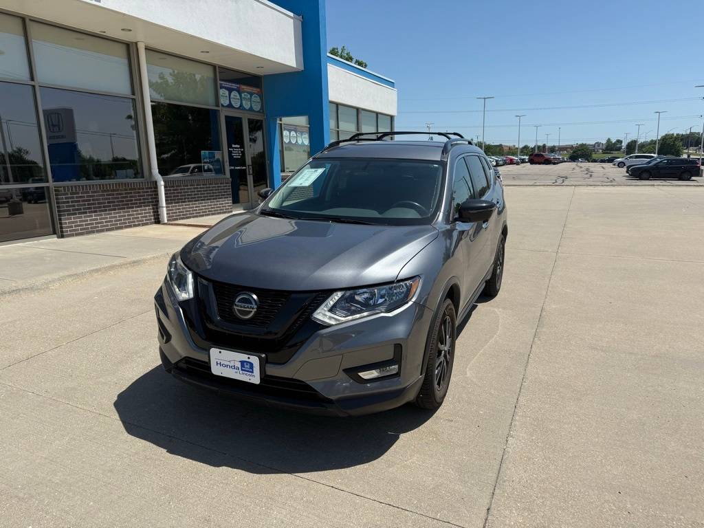 2018 Nissan Rogue SV — SUV — 43,319 mi — Lincoln, NE