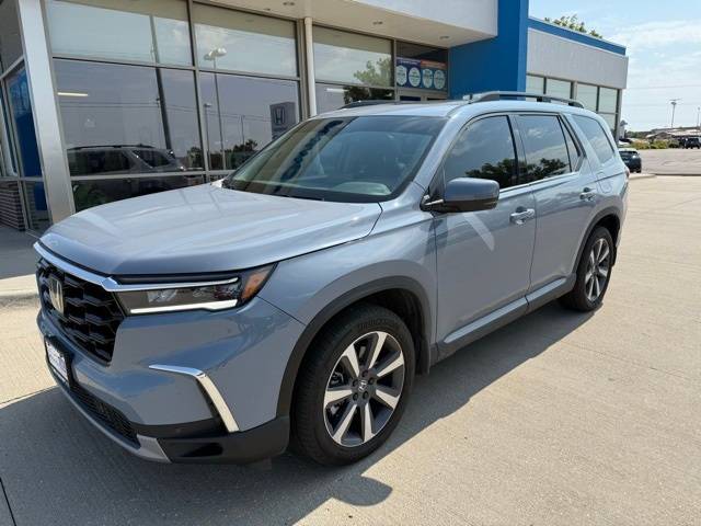 2025 Honda Pilot Touring — SUV — 11,378 mi — Lincoln, NE